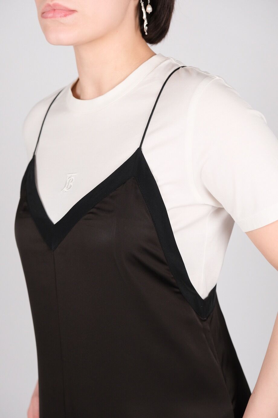 image 4 Платье на бретелях с кружевом черного цвета