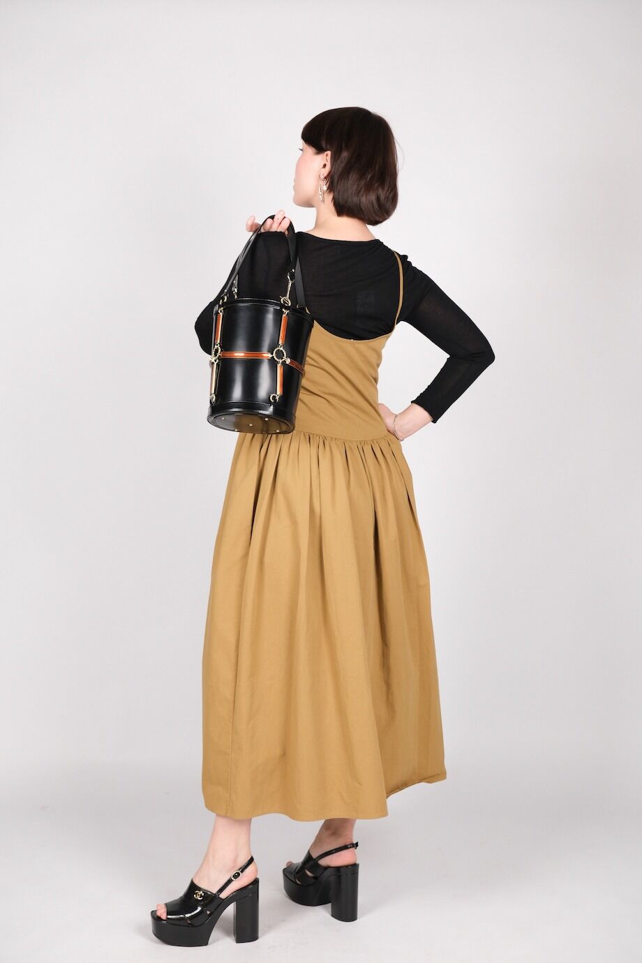 image 3 Сарафан цвета охры