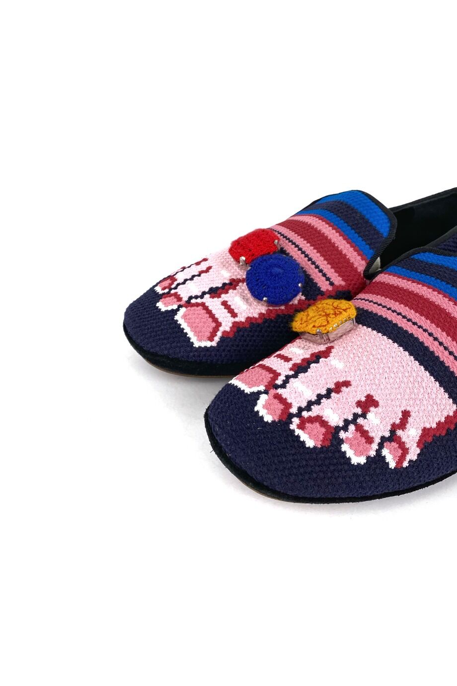 image 3 Текстильные лоферы с принтом и брошами