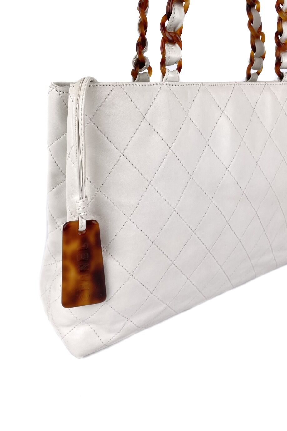 image 3 Сумка белого цвета с пластиковыми ручками