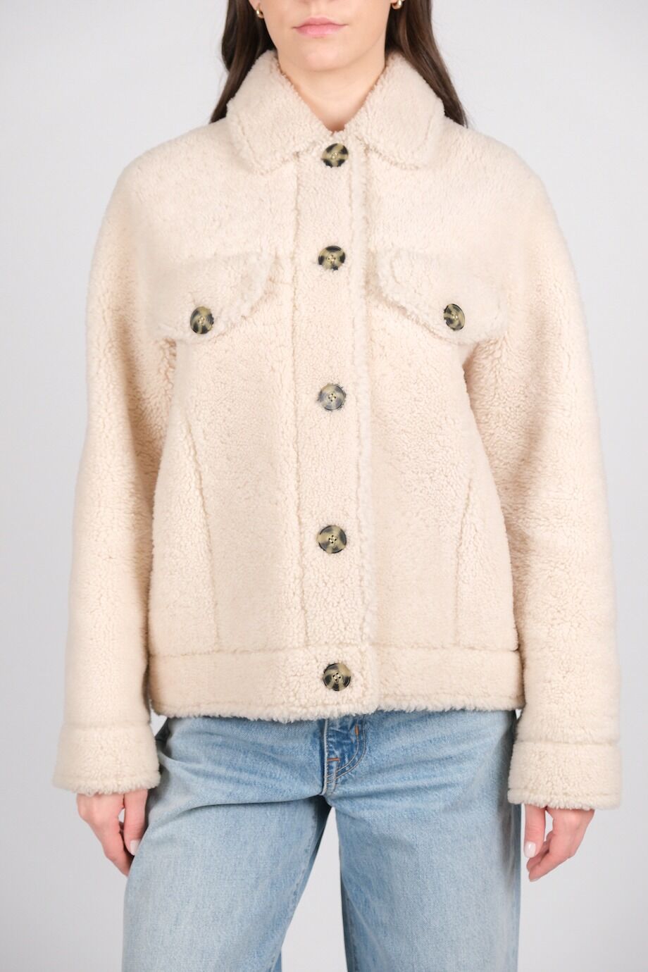 image 1 Дубленка молочного цвета на пуговицах