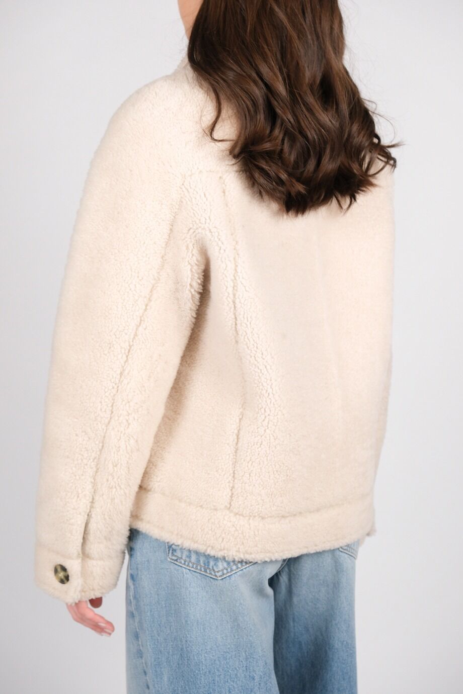 image 3 Дубленка молочного цвета на пуговицах