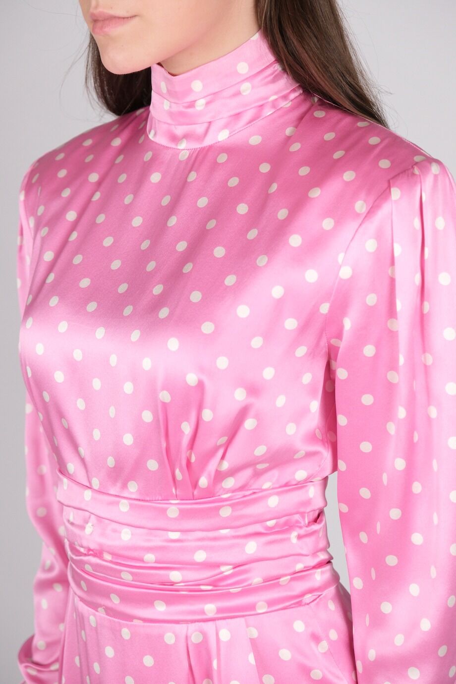 image 4 Платье в горох розового цвета с длинным рукавом