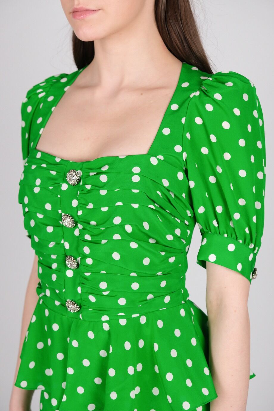 image 4 Шёлковое платье зелёного цвета в горох с коротким рукавом