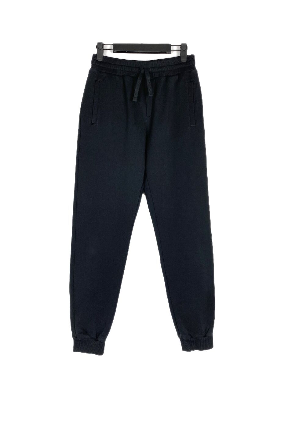 image 1 Детские спортивные брюки черного цвета с принтом на кармане