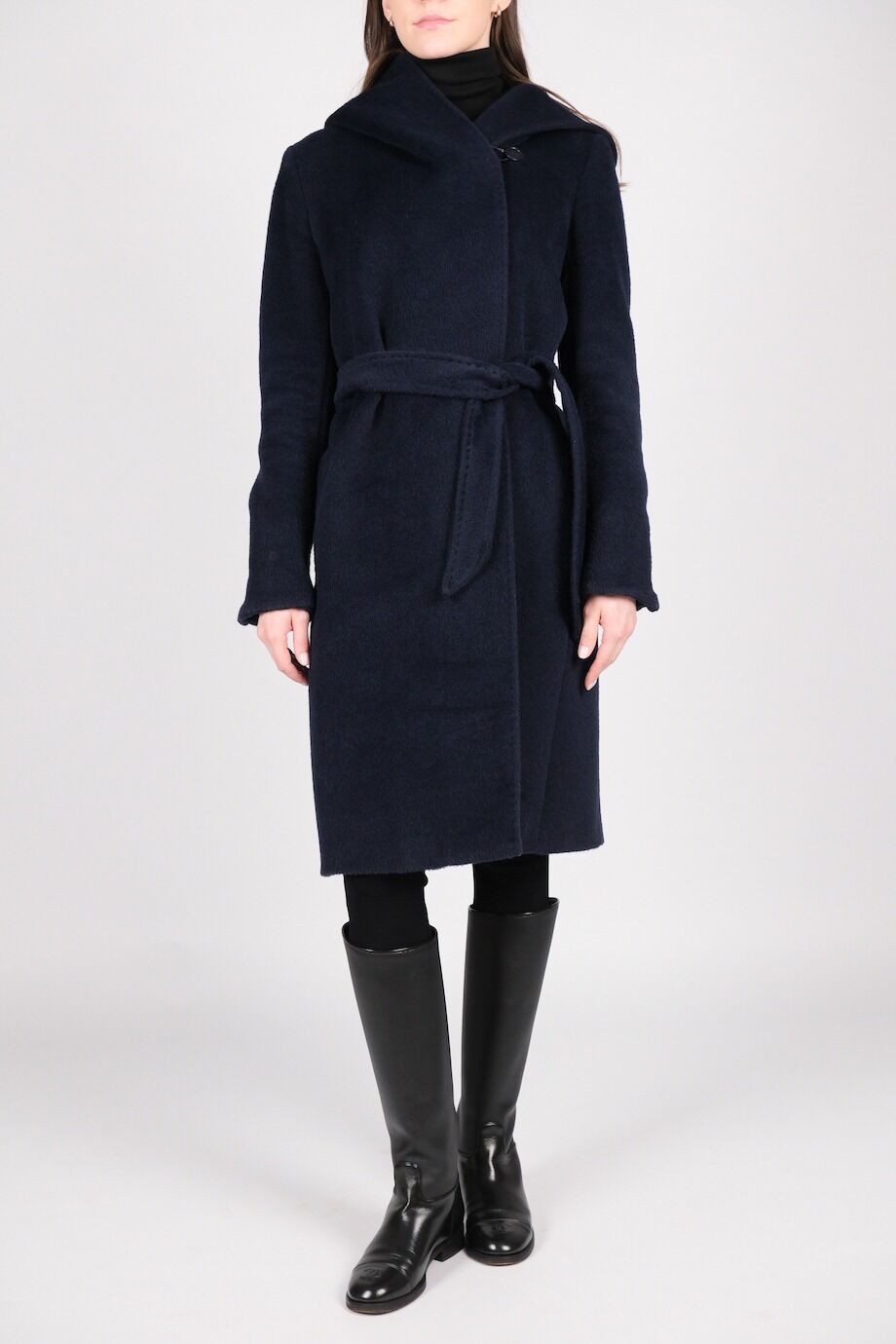 image 1 Пальто тёмно-синего цвета с капюшоном