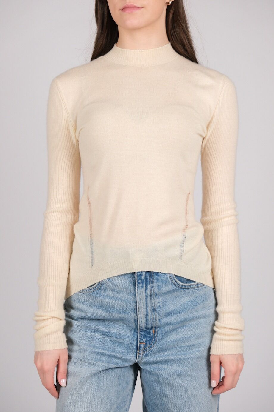 image 1 Джемпер молочного цвета