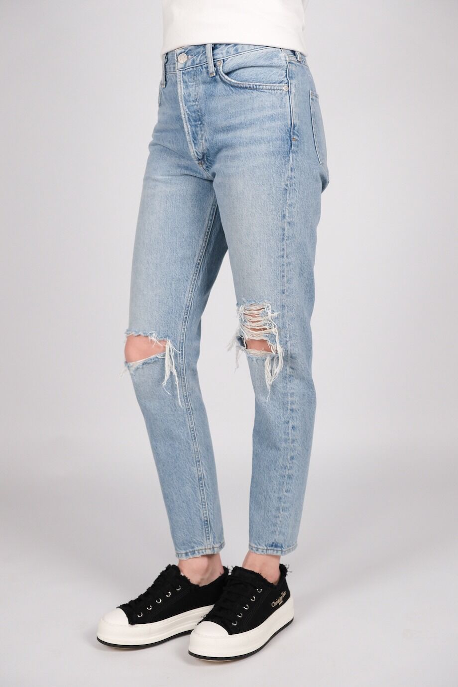 image 3 Джинсы голубого цвета с разрезами на коленях