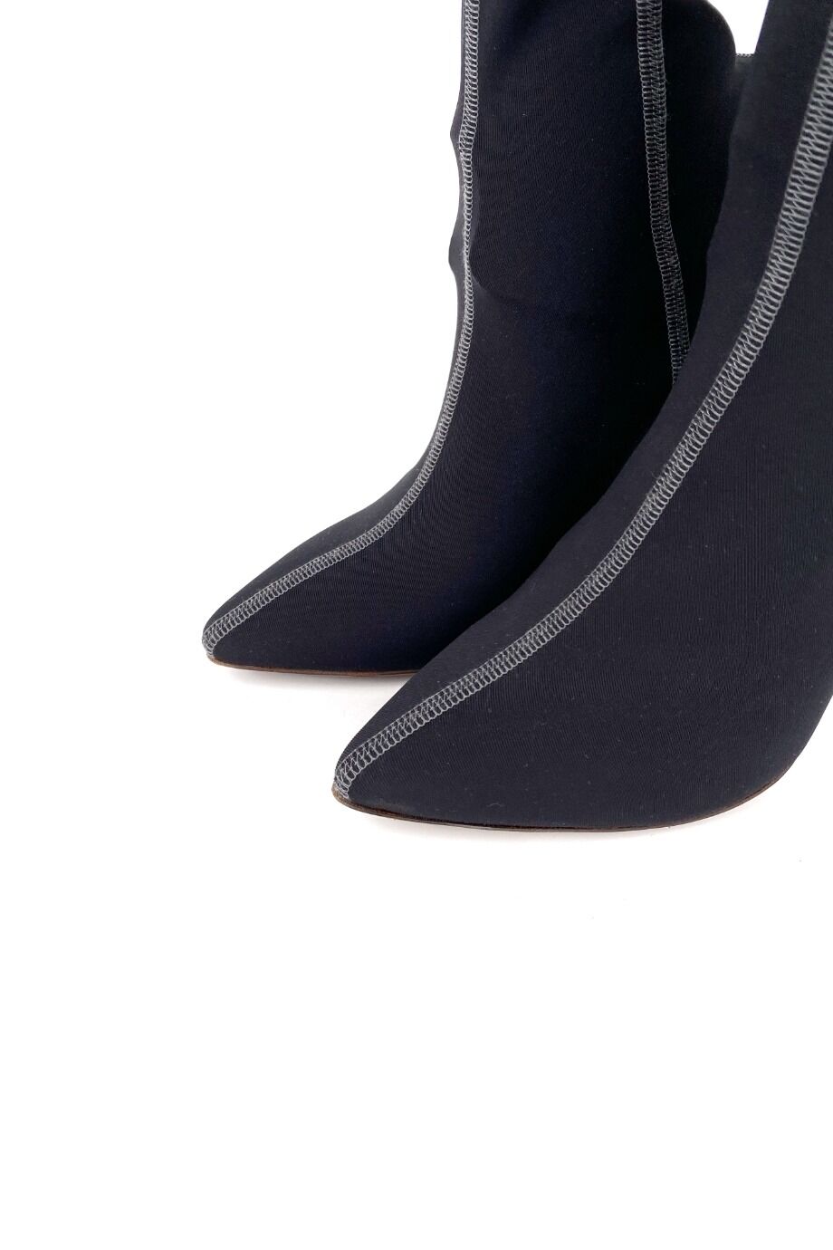 image 3 Ботильоны-носки черного цвета с серой прострочкой и надписью