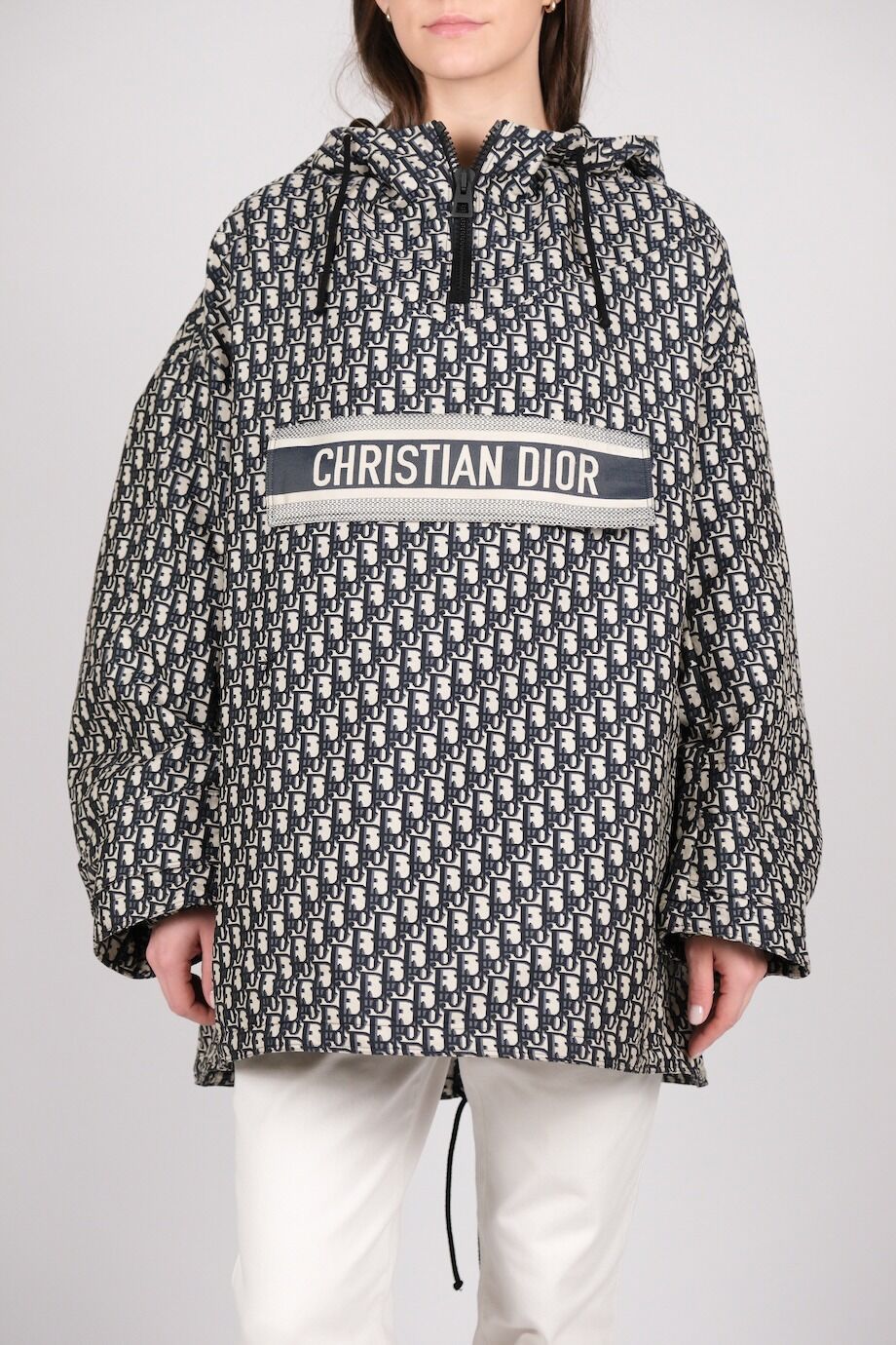 image 1 Анорак в монограмму