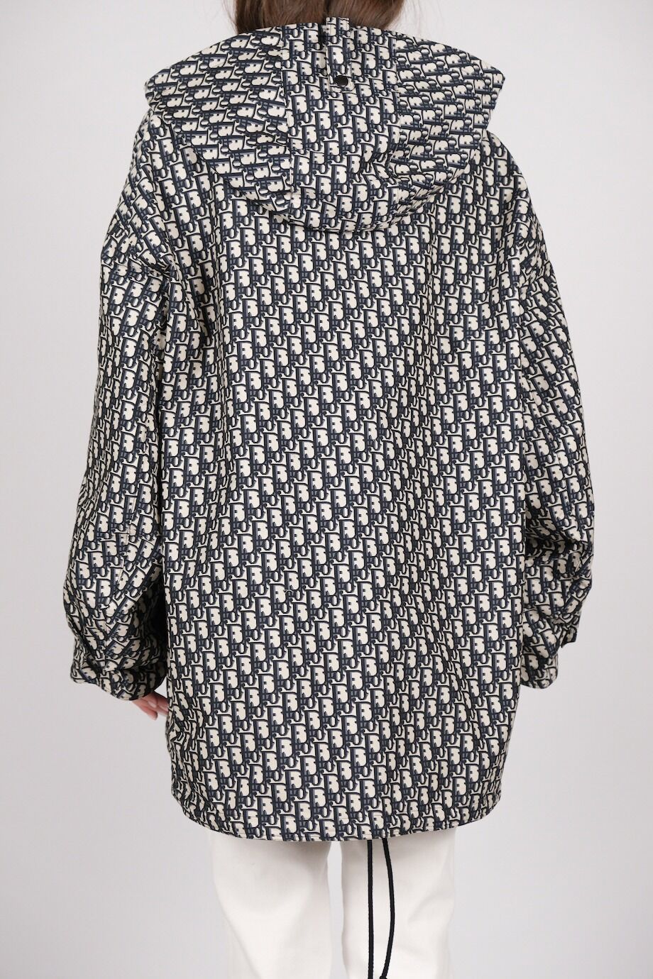 image 3 Анорак в монограмму