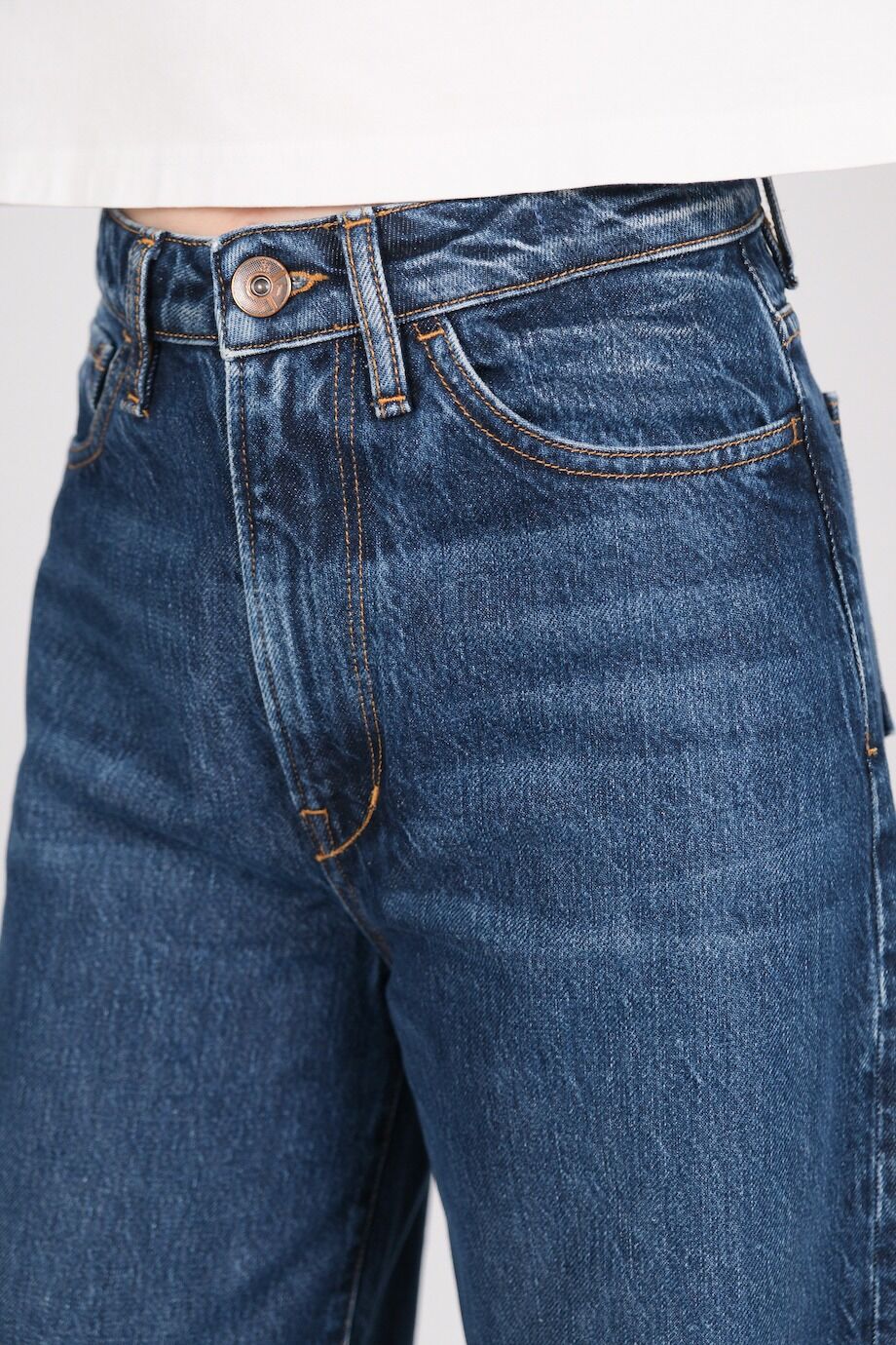 image 5 Джинсы темно-синего цвета широкого кроя