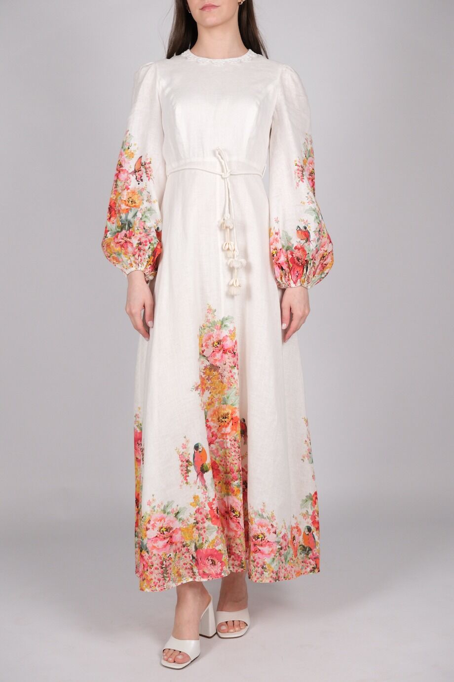 image 1 Льняное платье молочного цвета с длинным рукавом и принтом