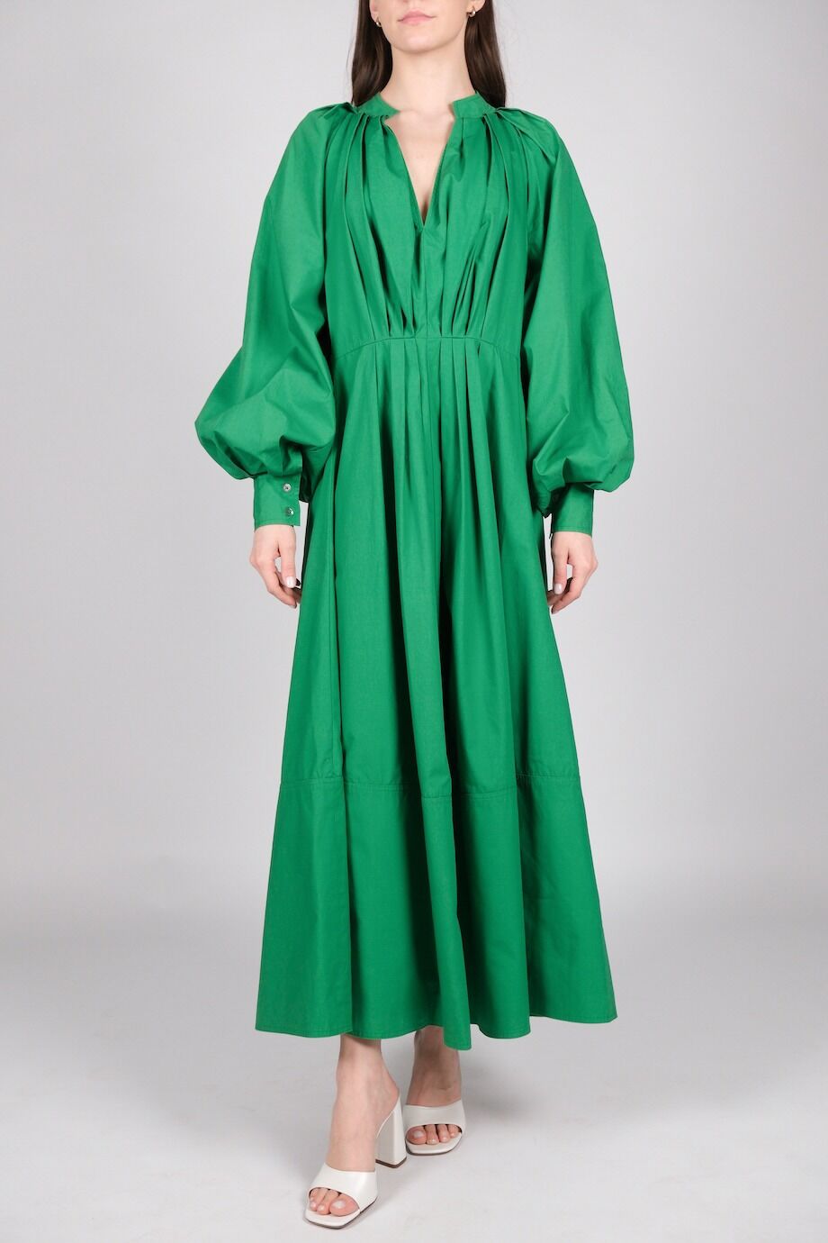 image 1 Платье ярко-зелёного цвета с драпировкой