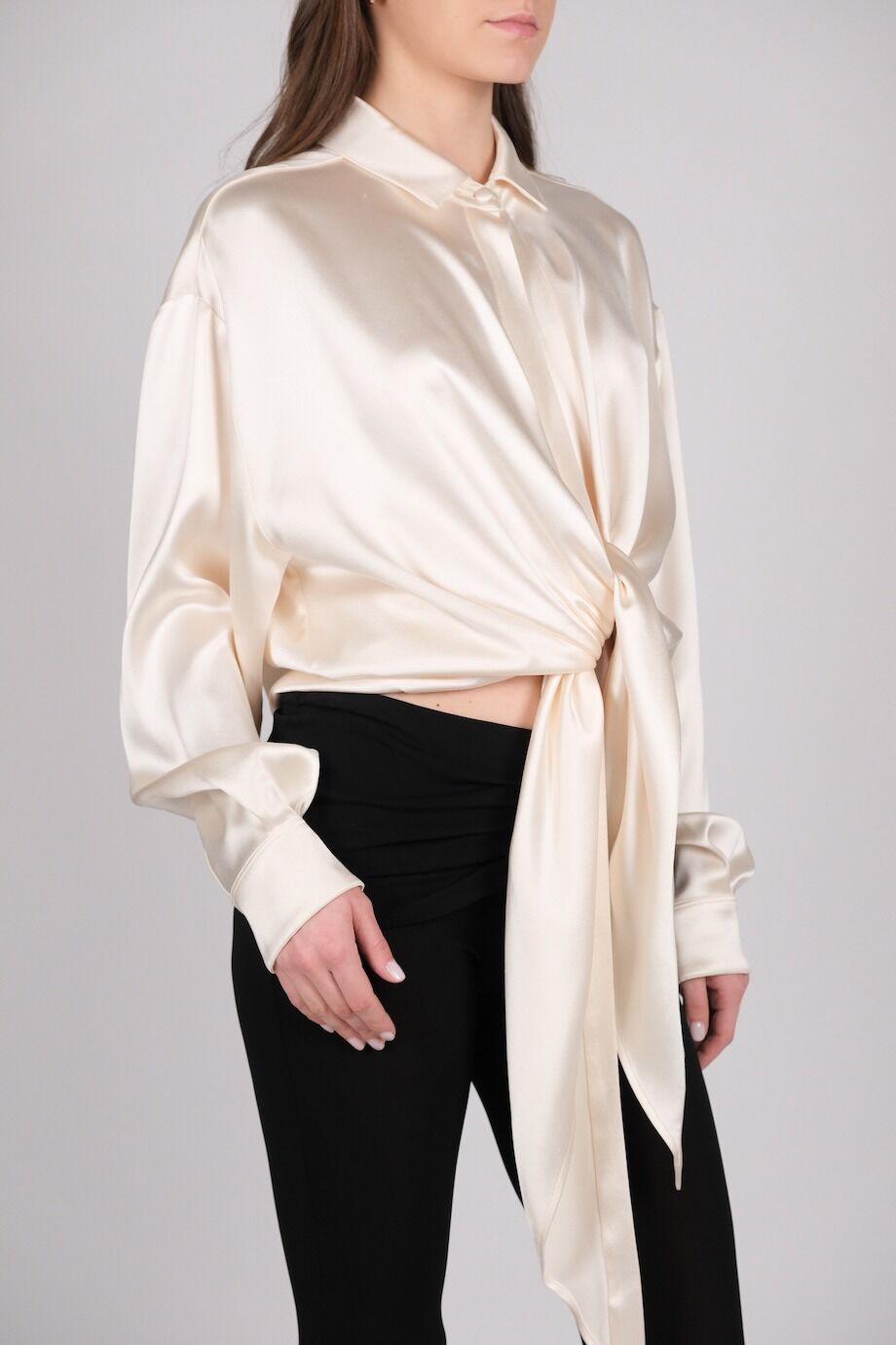 image 4 Шелковая блуза кремового цвета с завязками