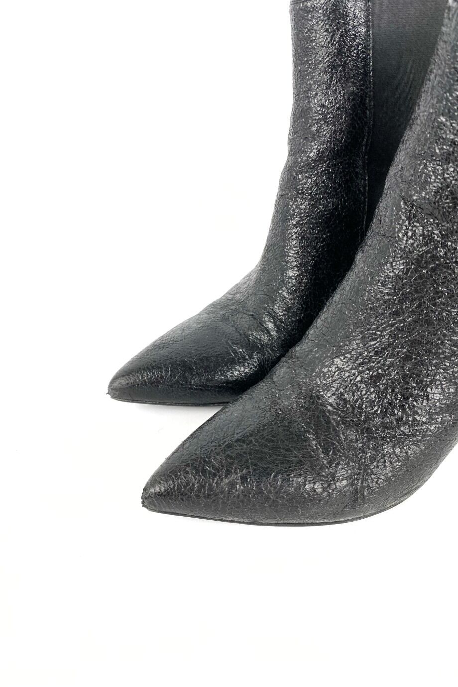 image 3 Ботильоны черного цвета из ломанной кожи