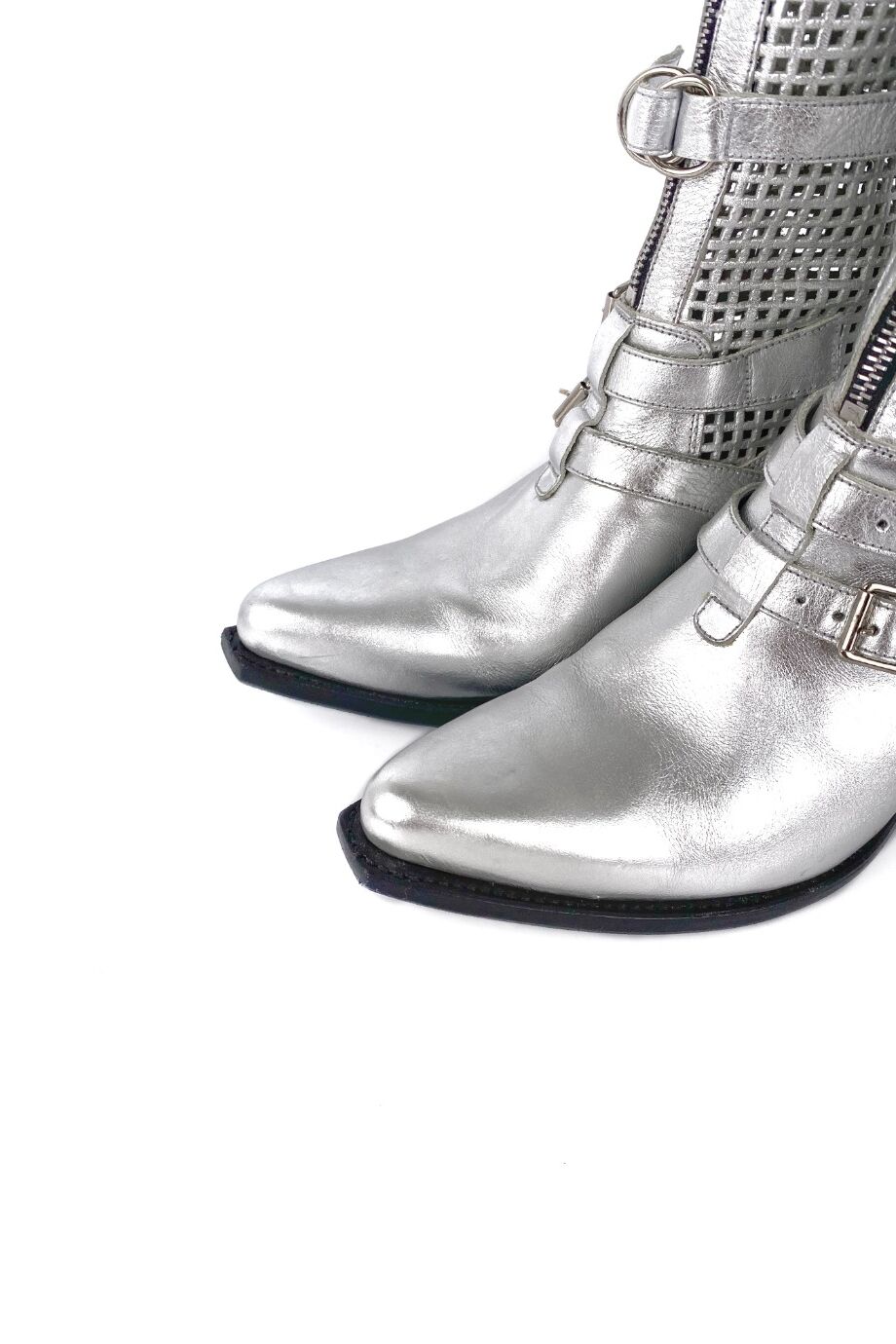 image 3 Казаки серебряного цвета с перфорацией