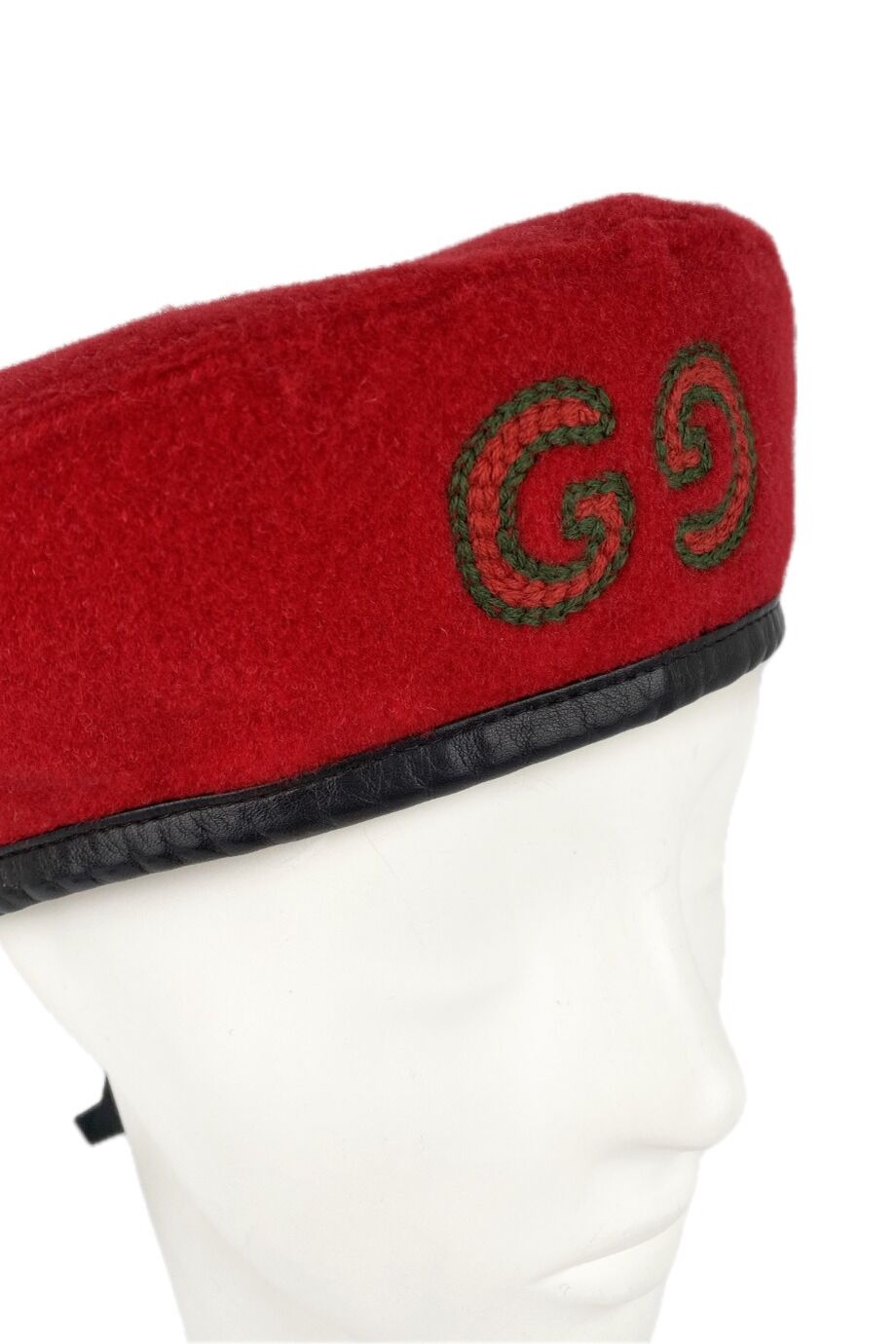 image 3 Берет красного цвета