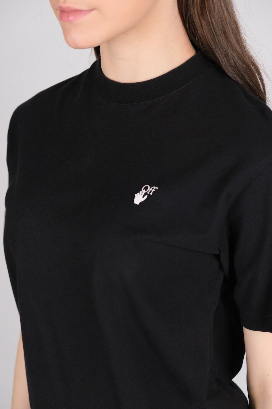 image 4 Футболка черного цвета с принтом цветы