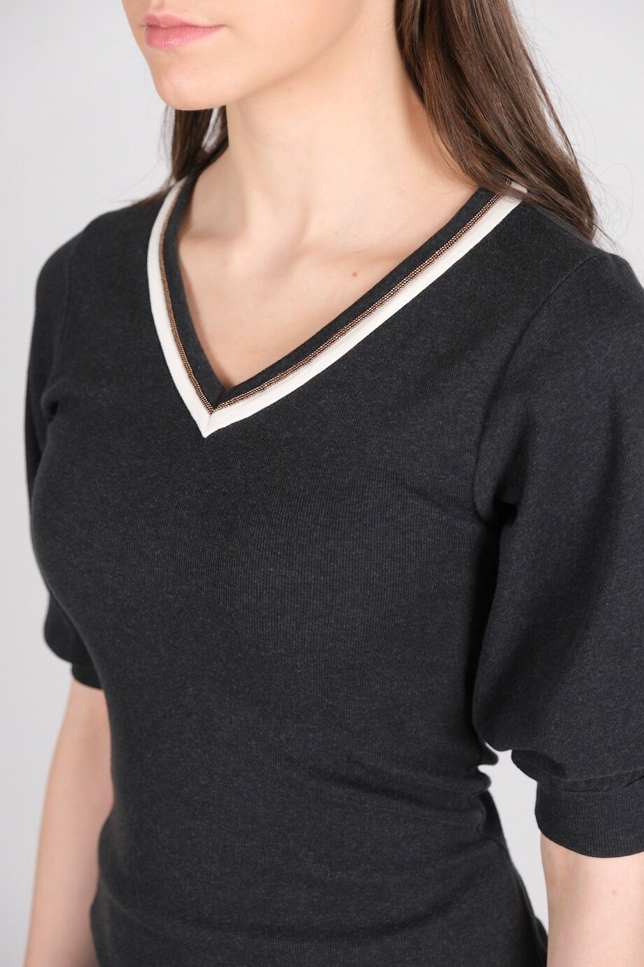 image 4 Топ темно-серого цвета V-образным вырезом