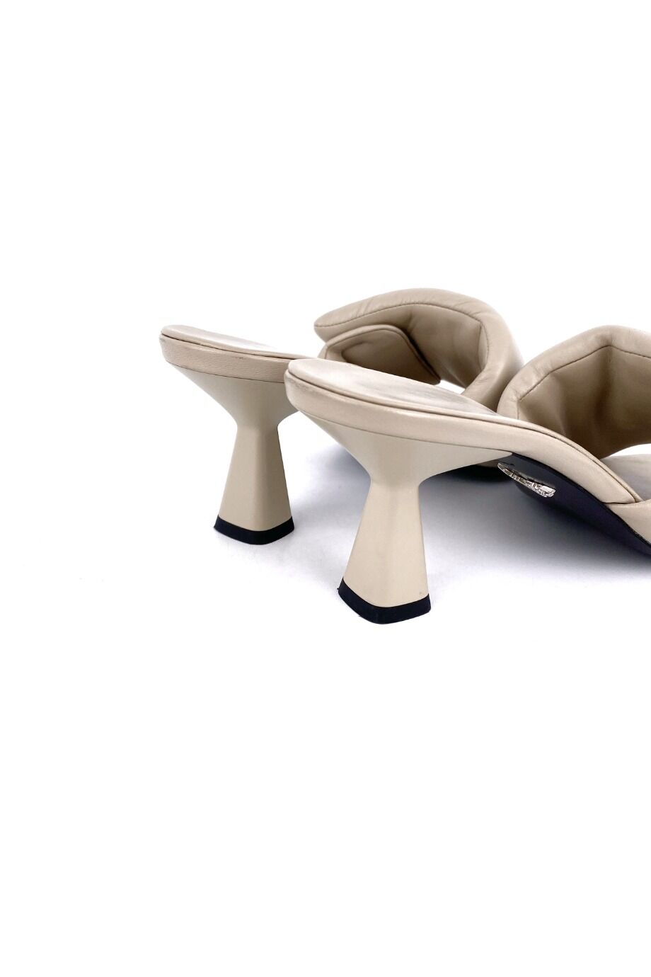 image 4 Мюли бежевого цвета