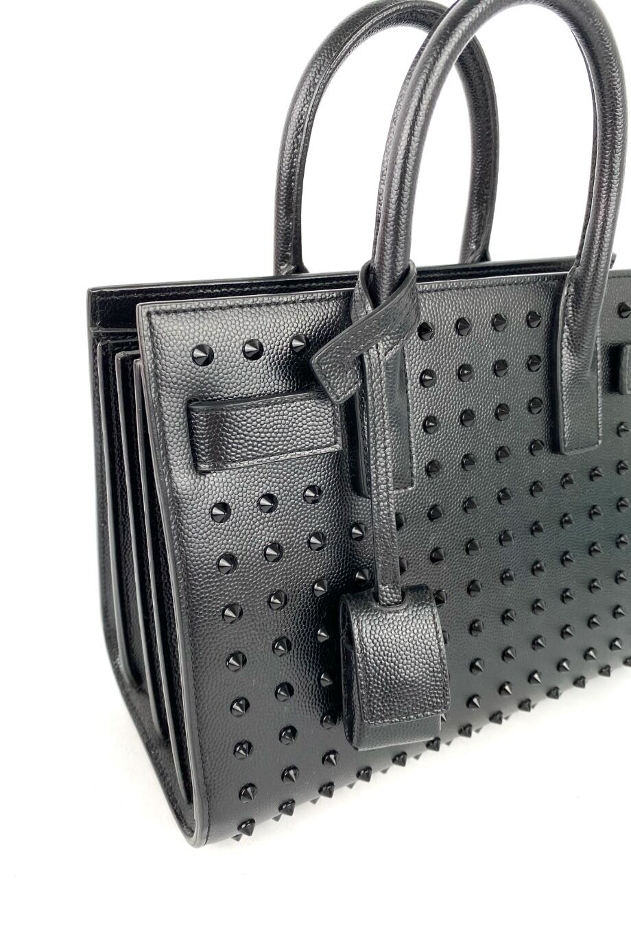 image 4 Сумка Sac de Jour Small черного цвета с шипами