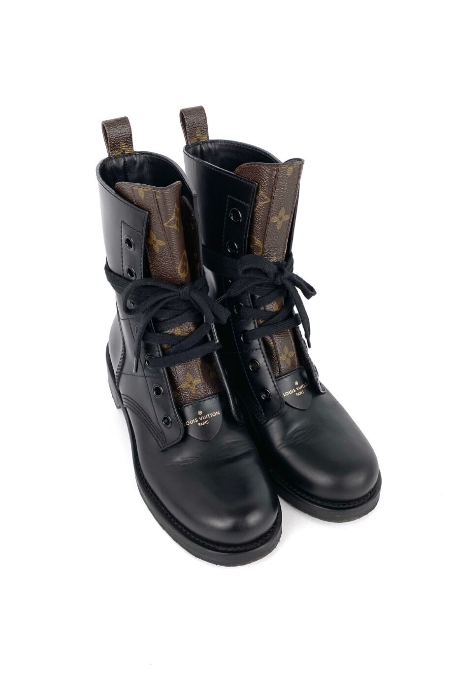 image 1 Высокие ботинки чёрного цвета со вставками из канвы