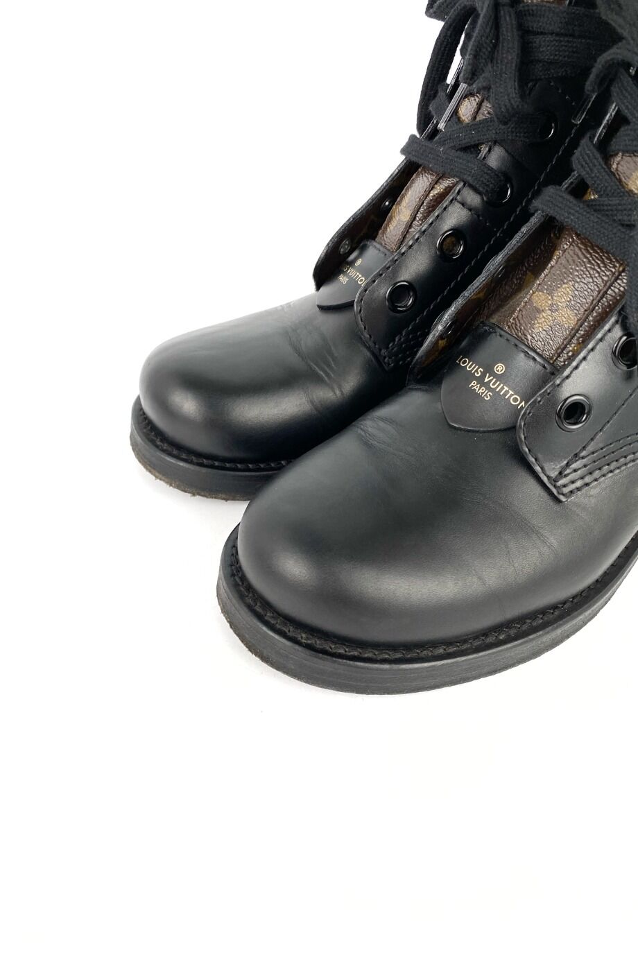 image 3 Высокие ботинки чёрного цвета со вставками из канвы