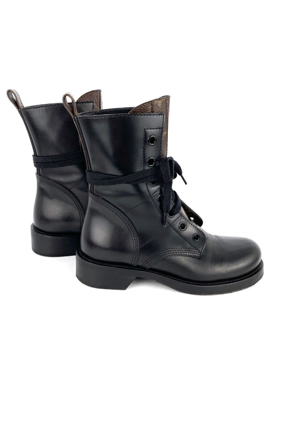 image 5 Высокие ботинки чёрного цвета со вставками из канвы