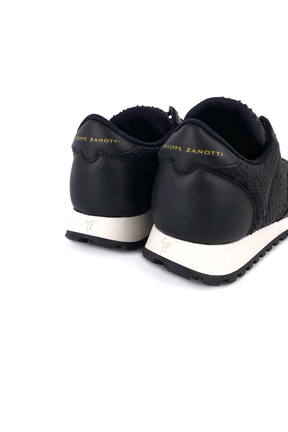 image 4 Кроссовки черного цвета с вставками с имитацией под рептилию