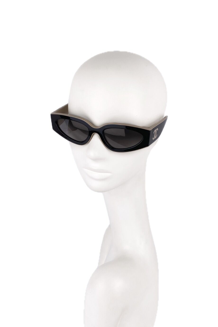 image 5 Очки в оправе черно-бежевого цвета