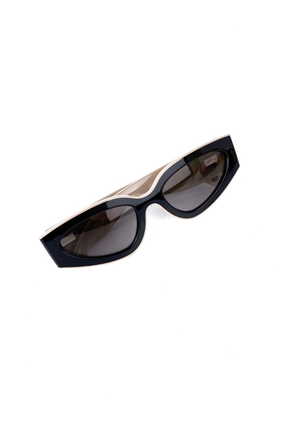 image 3 Очки в оправе черно-бежевого цвета