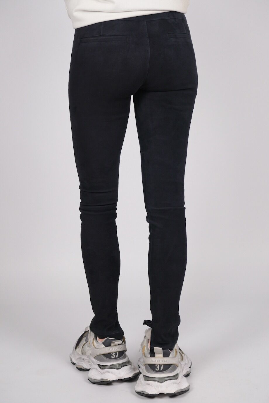 image 5 Замшевые леггинсы темно-синего цвета