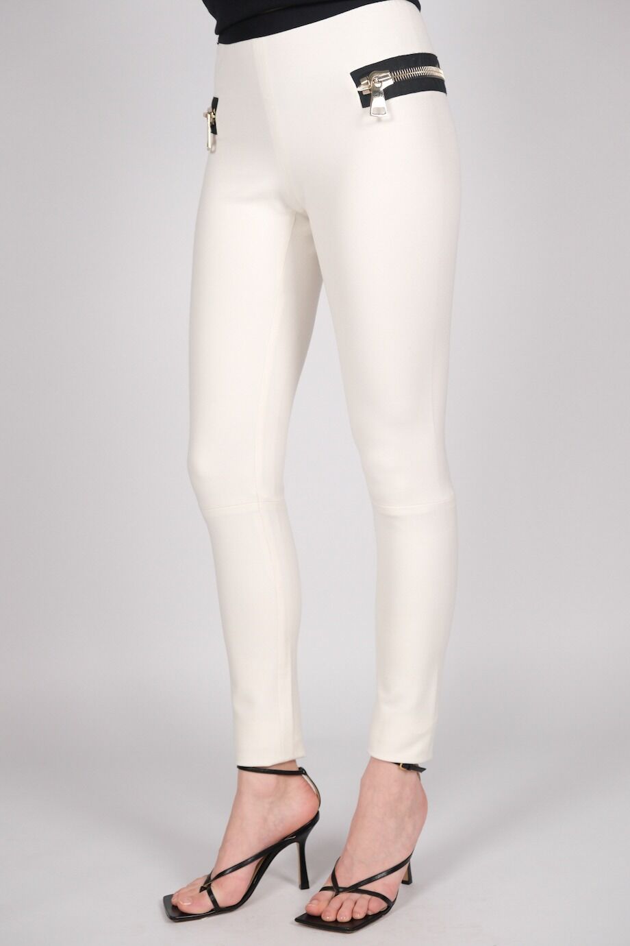 image 3 Леггинсы белого цвета с молниями на карманах
