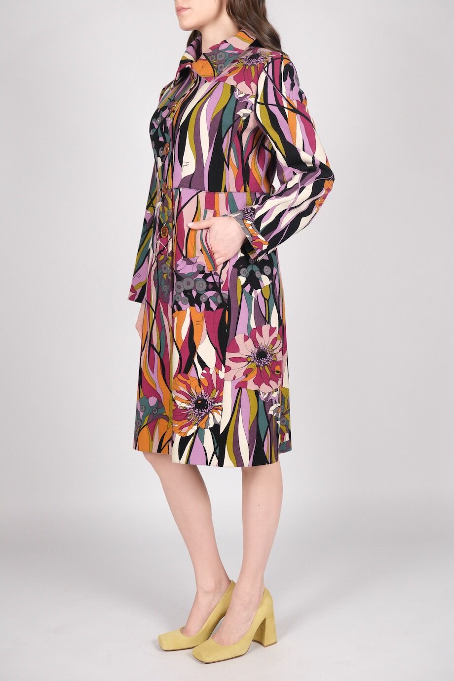 image 4 Пальто с ярким орнаментом и воротником-стойкой