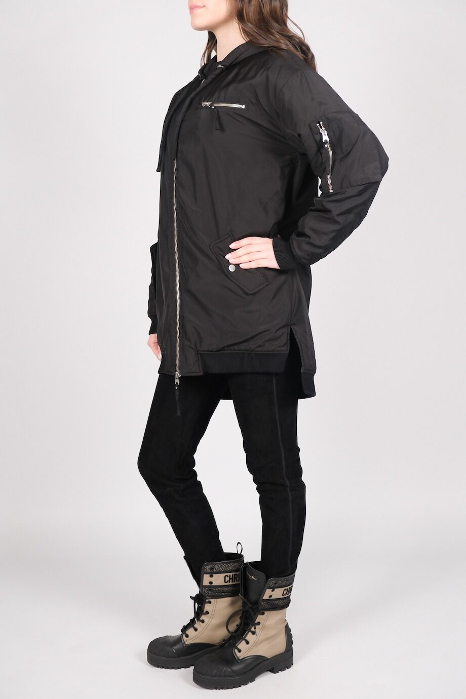 image 2 Куртка удлиненная черного цвета