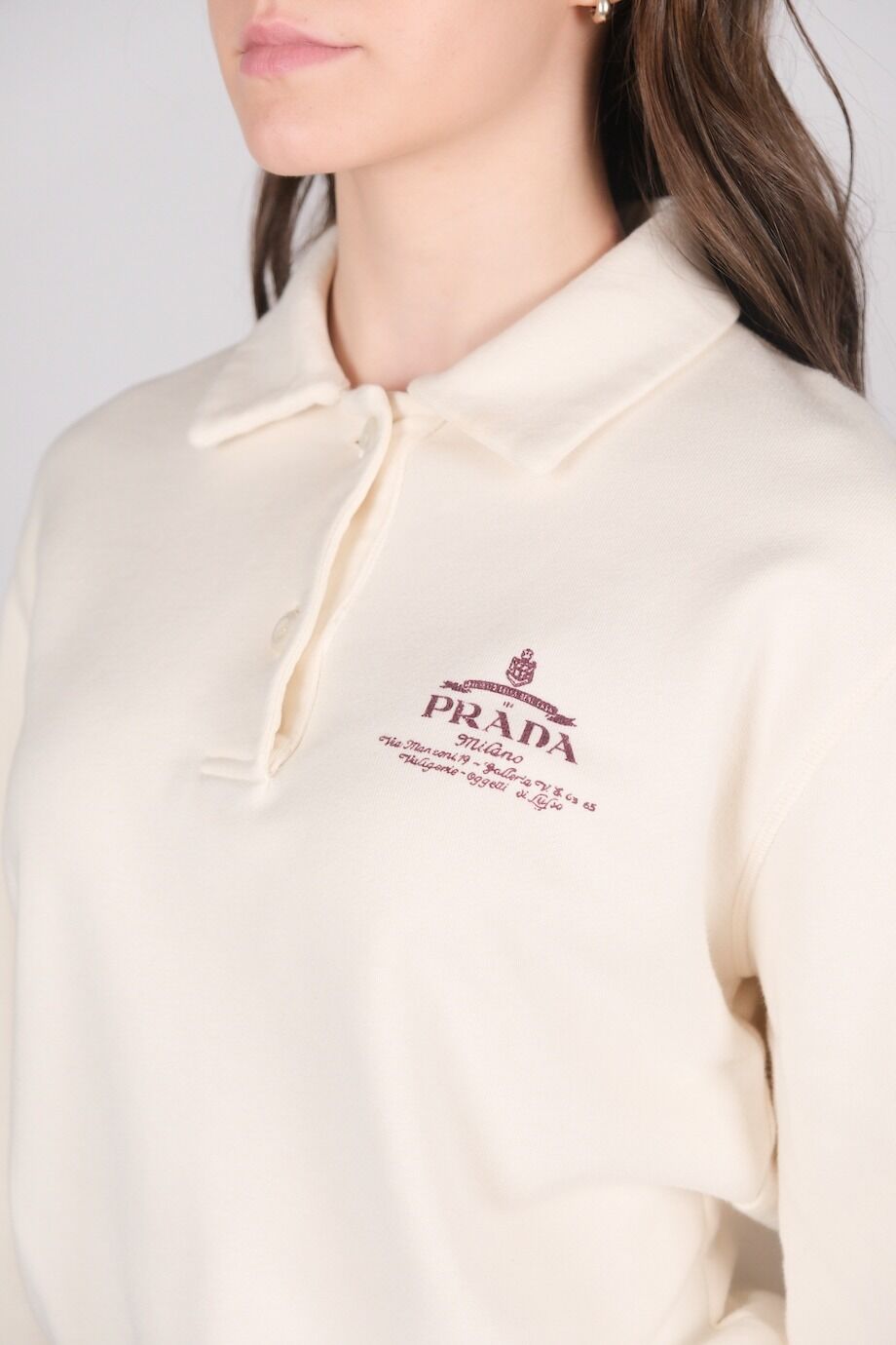 image 4 Свитшот молочного цвета с воротничком