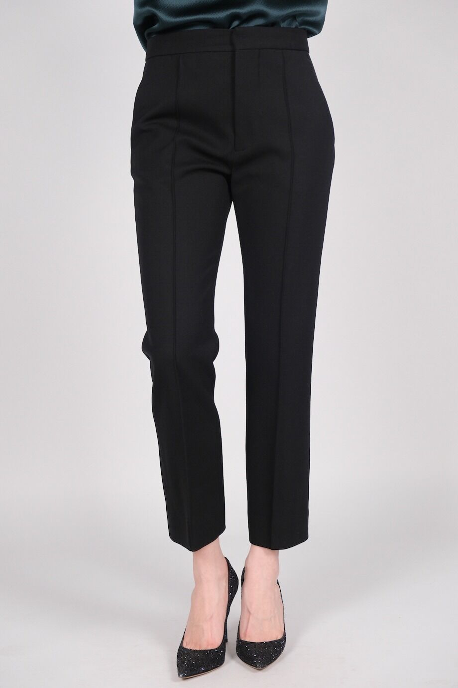image 2 Брюки черного цвета со стрелками