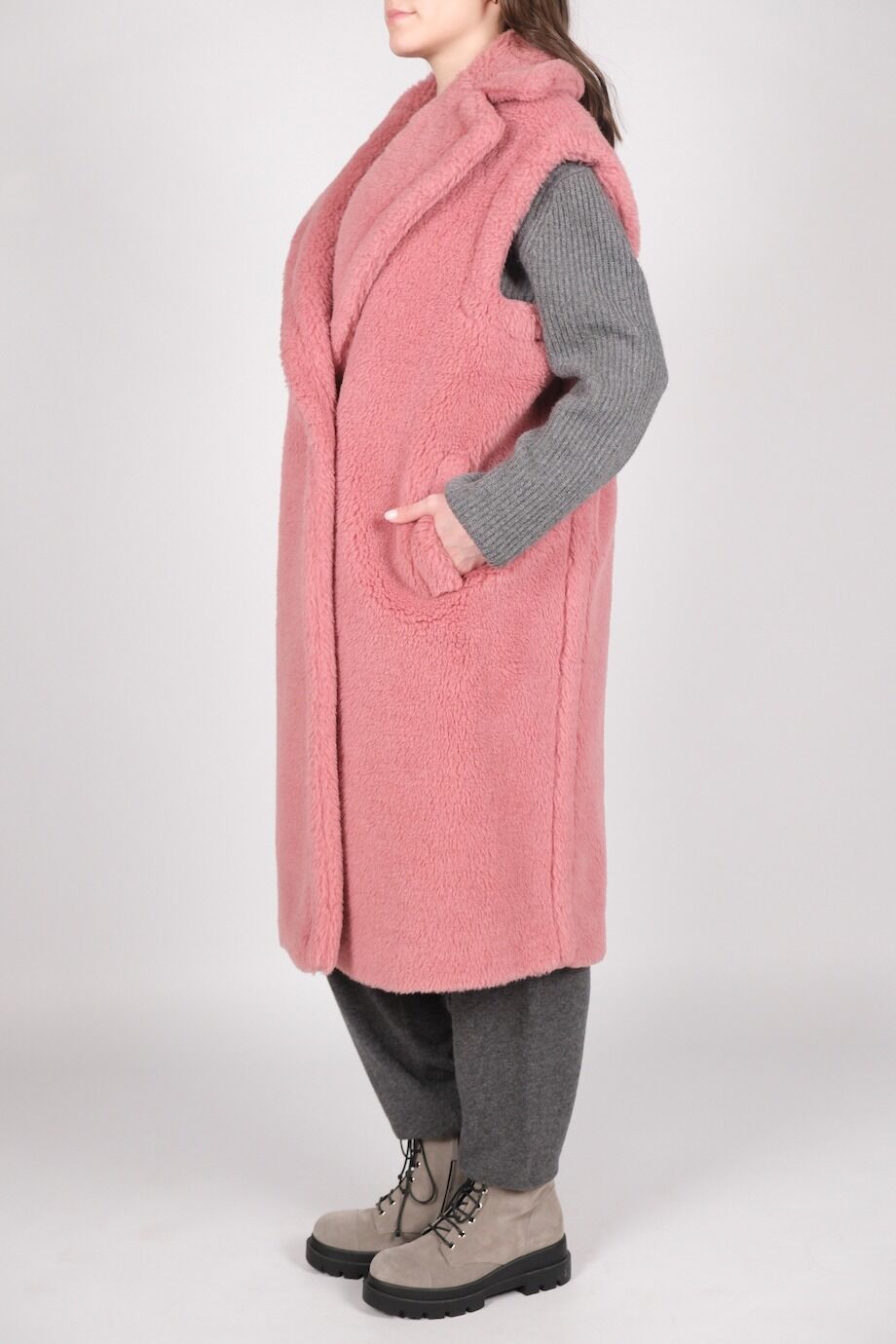 image 3 Удлиненный жилет розового цвета