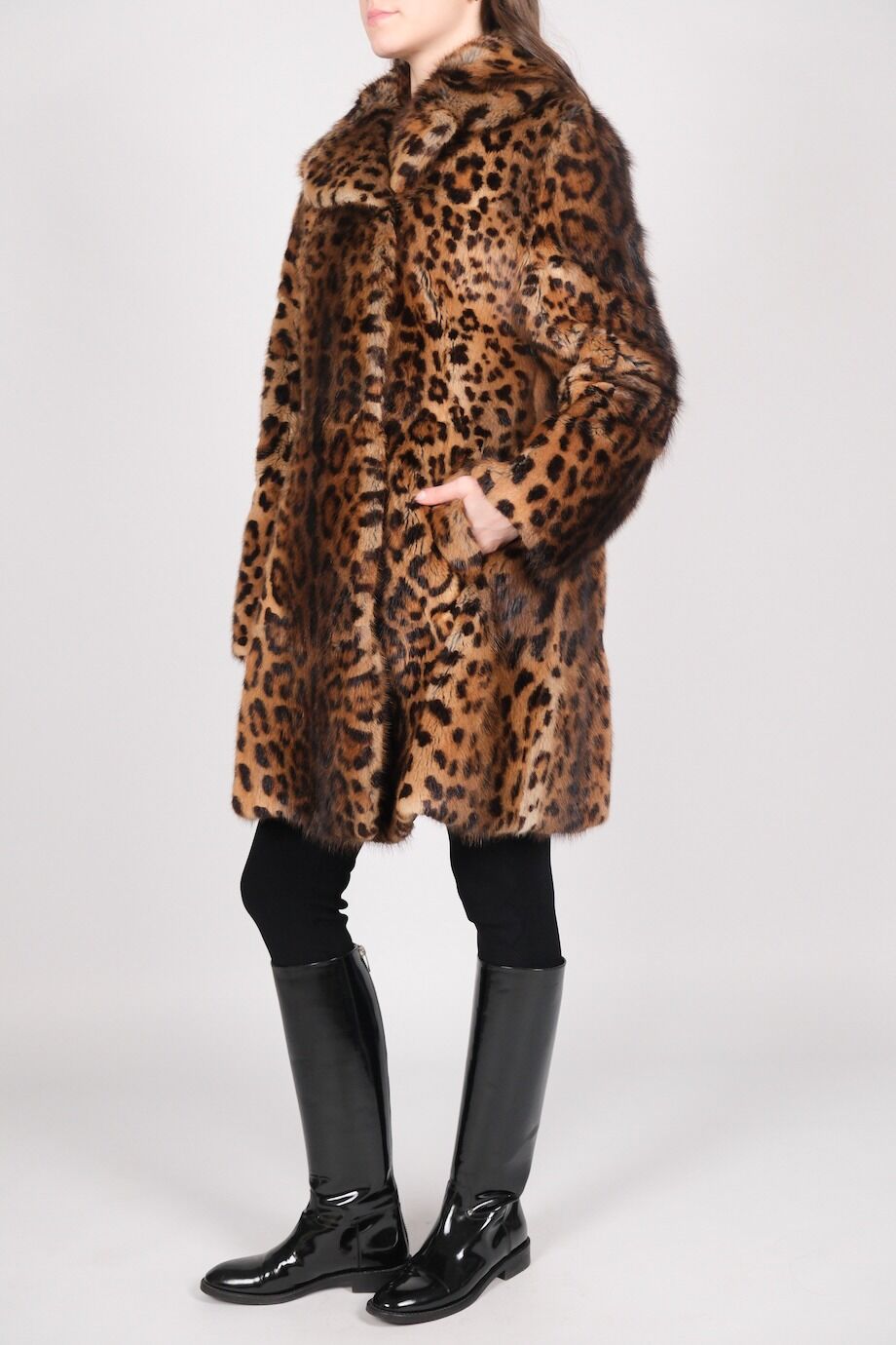 image 2 Шуба леопардовой расцветки из меха ондатры