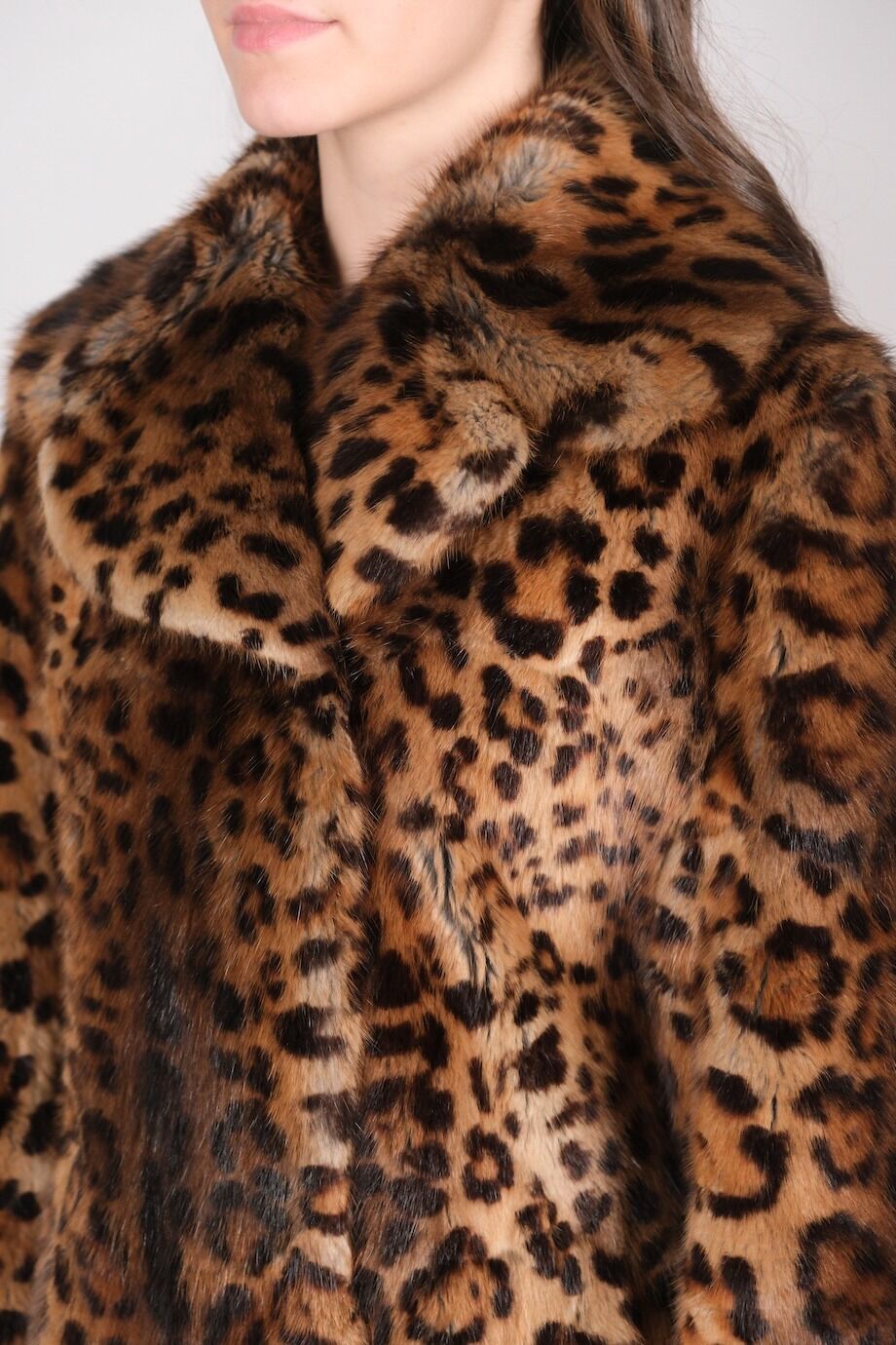 image 4 Шуба леопардовой расцветки из меха ондатры