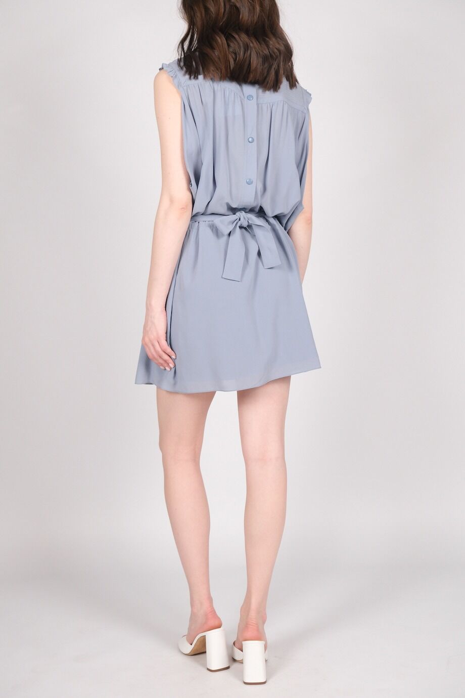 image 3 Шёлковое платье голубого цвета с поясом