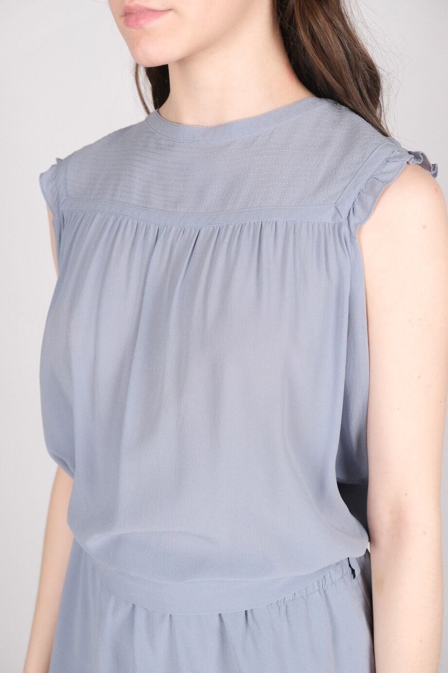 image 4 Шёлковое платье голубого цвета с поясом