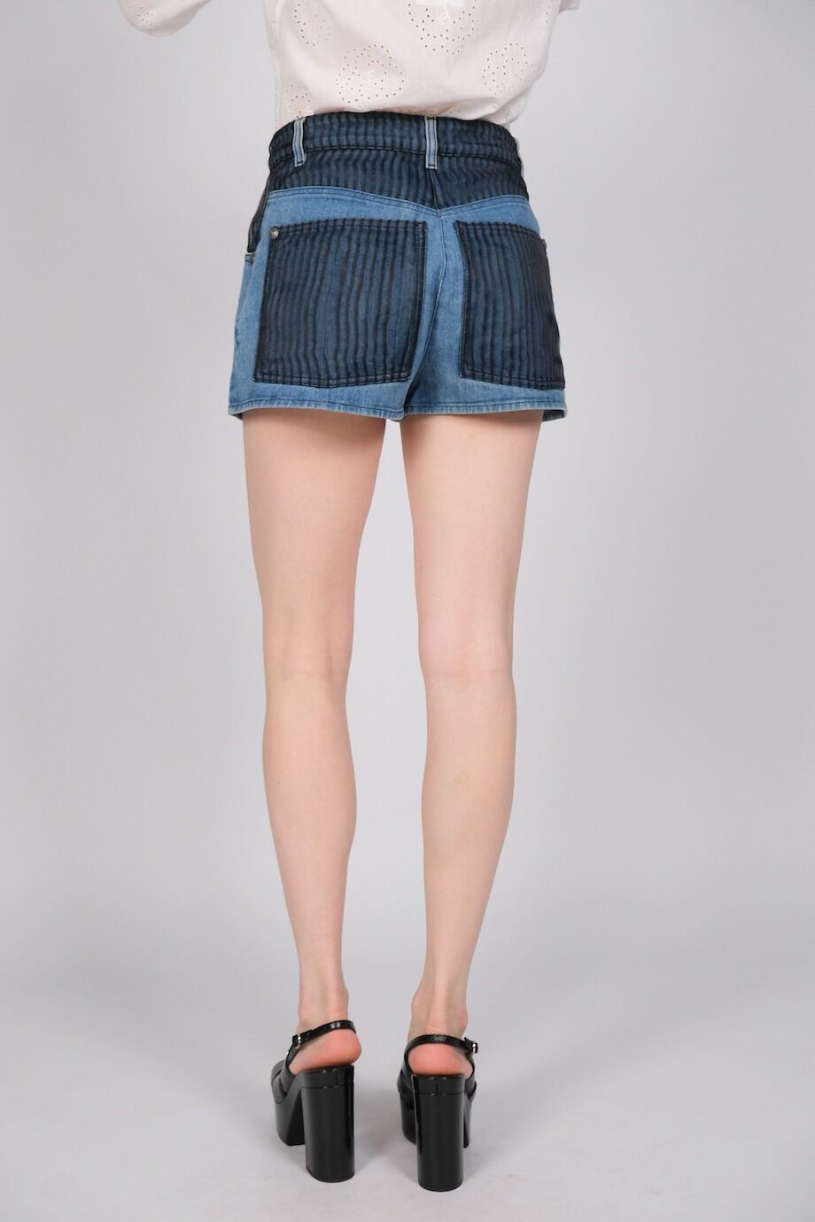 image 5 Джинсовые комбинированные шорты