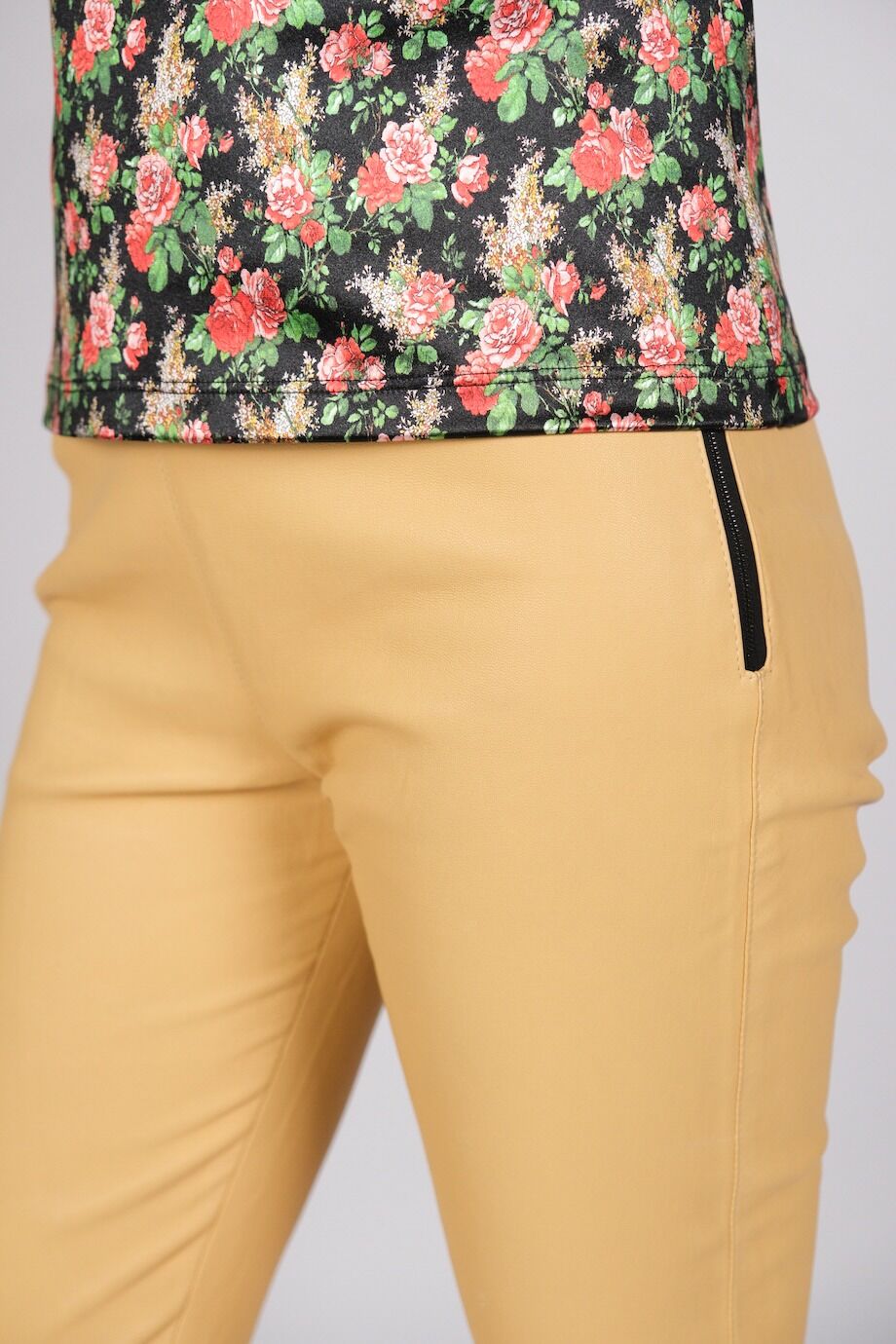 image 5 Кожаные леггинсы лимонного цвета