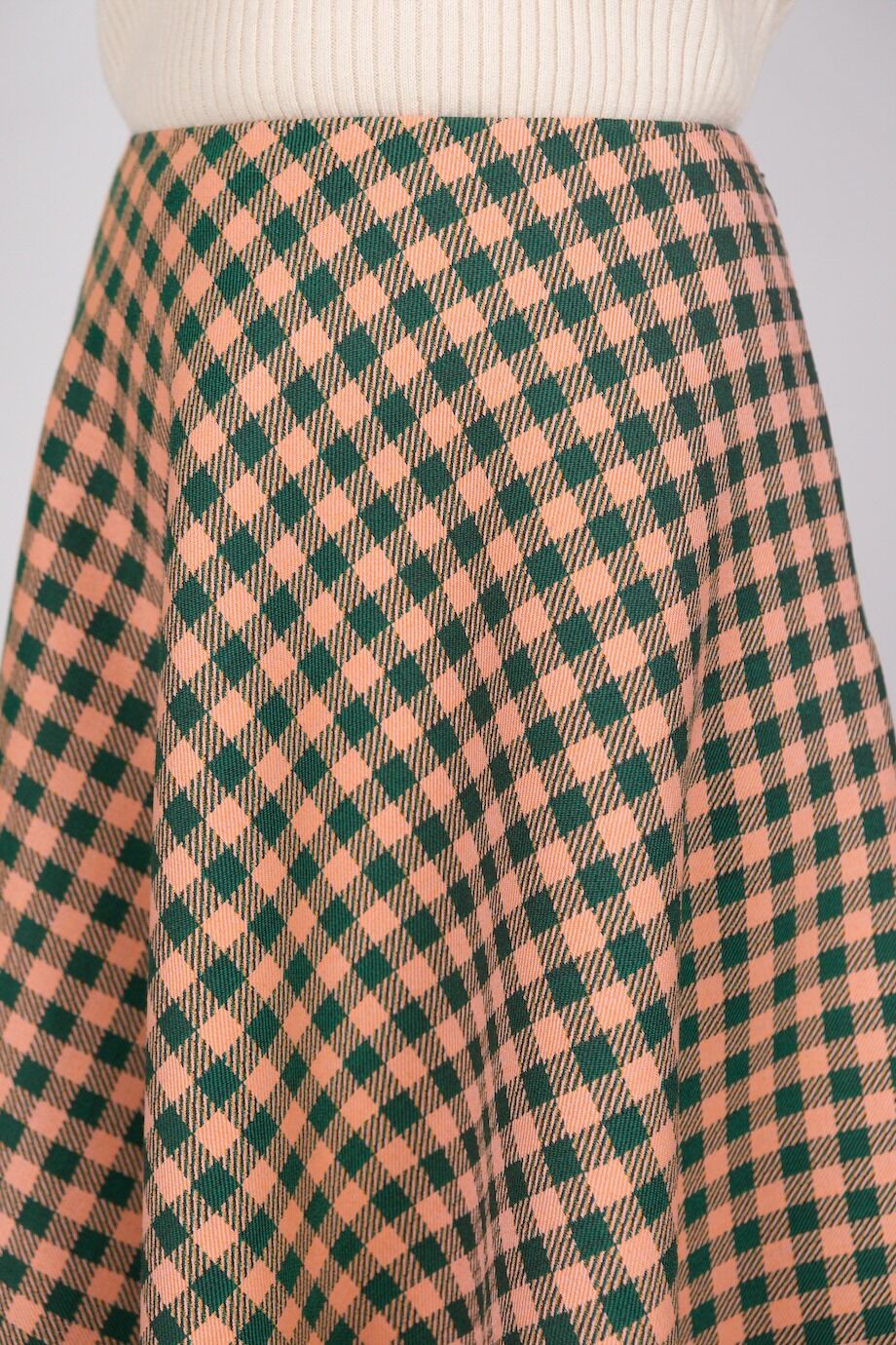 image 4 Юбка расклешенная в клеточку