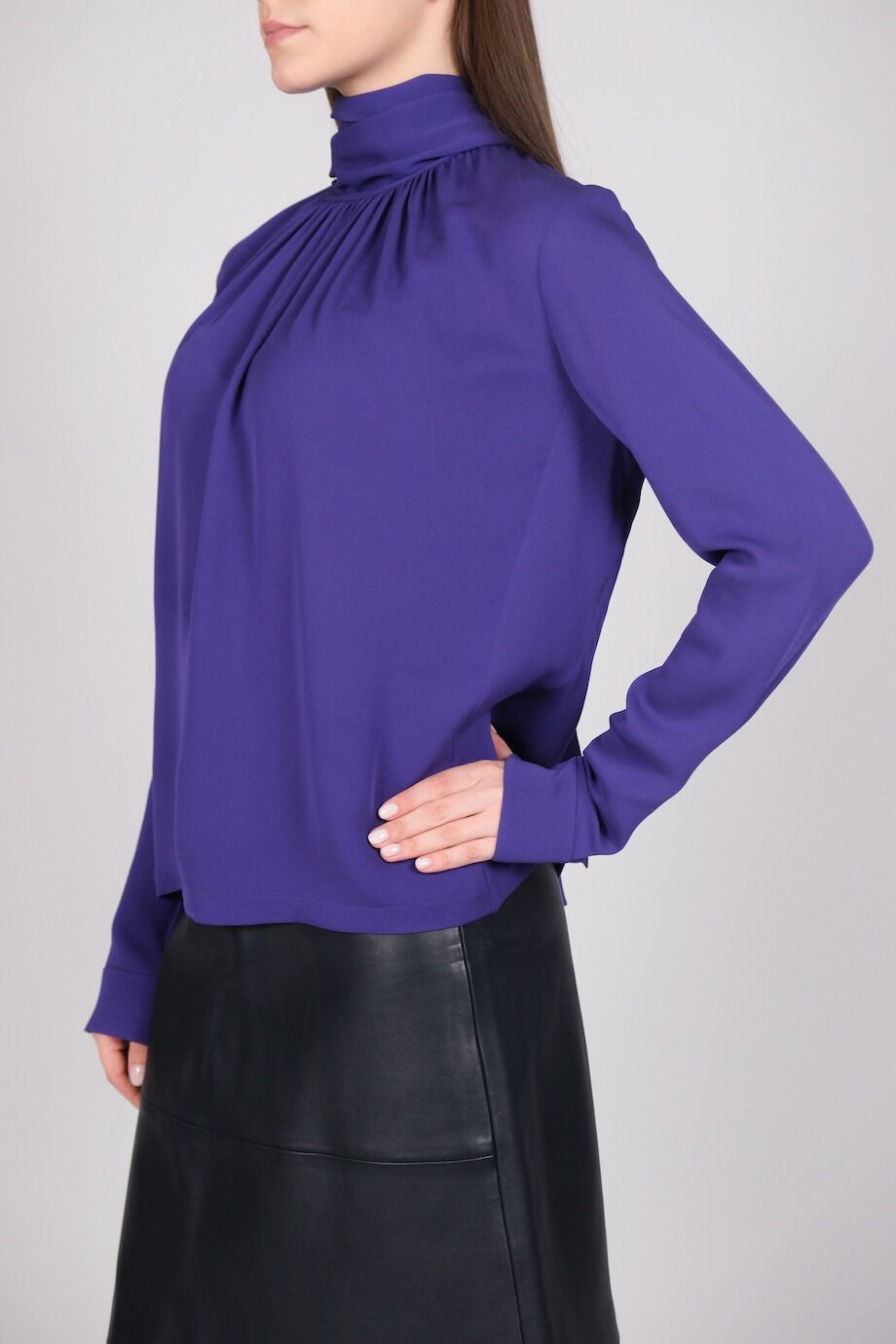 image 2 Шелковая блуза фиолетового цвета