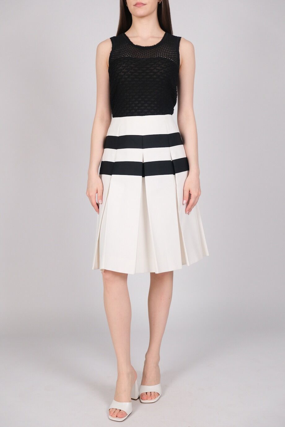 image 1 Юбка со складками белого цвета с черными полосами