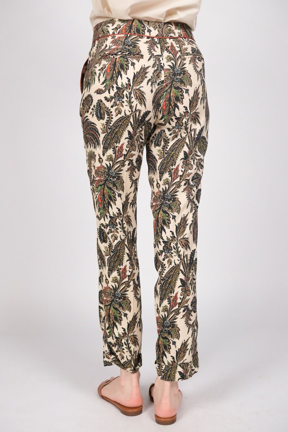 image 4 Брюки сливочного цвета с принтом