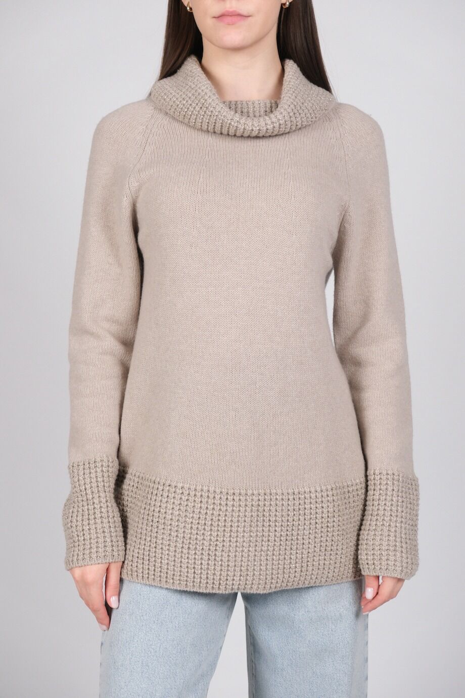 image 1 Свитер бежевого цвета с люрексом